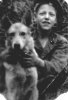 Петька-Эстонец с собакой Альмой (мамкин приятель) 1939 г.